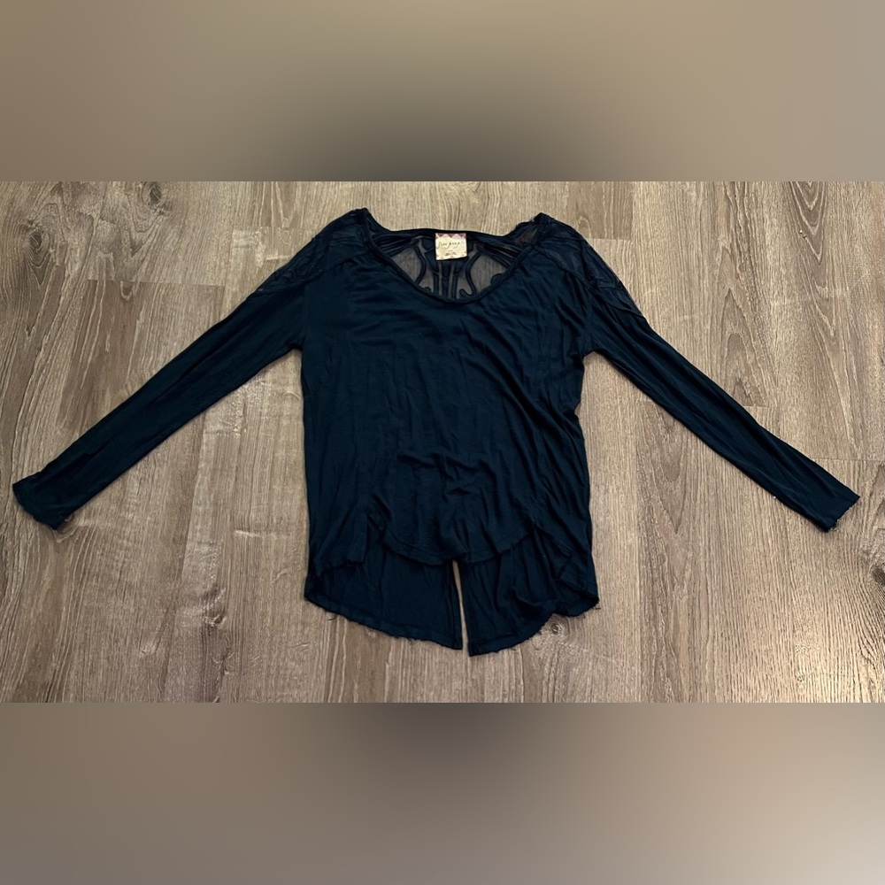 Free People lightweight double texture top
